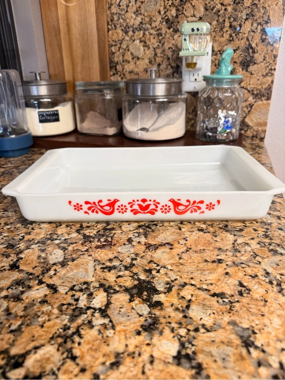 Pyrex White Casserole/Lasagna Dish with Friendship Pattern Red Folk Bird Pattern